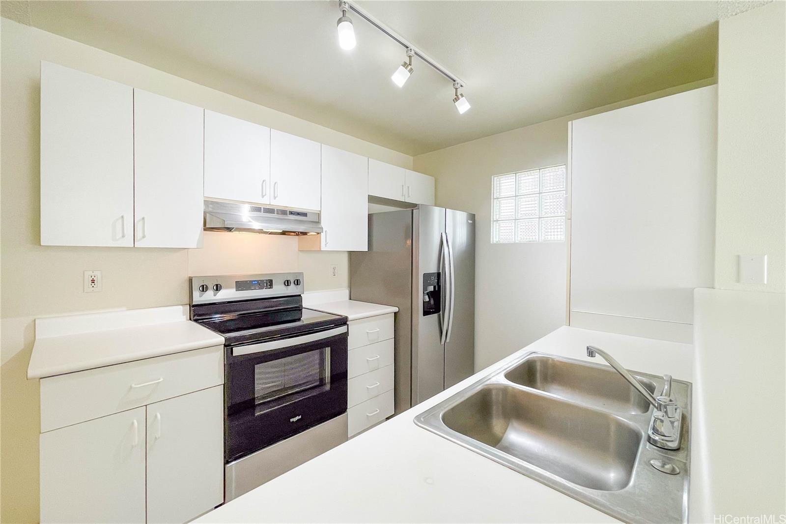 Coronado A condo # 1H, Ewa Beach, Hawaii - photo 3 of 25