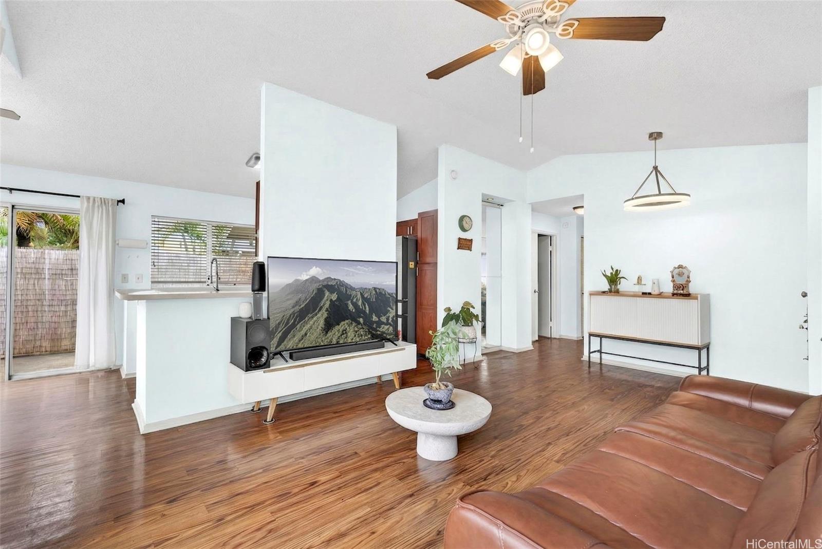 91-1205  Kamoawa Street Ewa Gen Sun Terra On The Park, Ewaplain home - photo 3 of 25