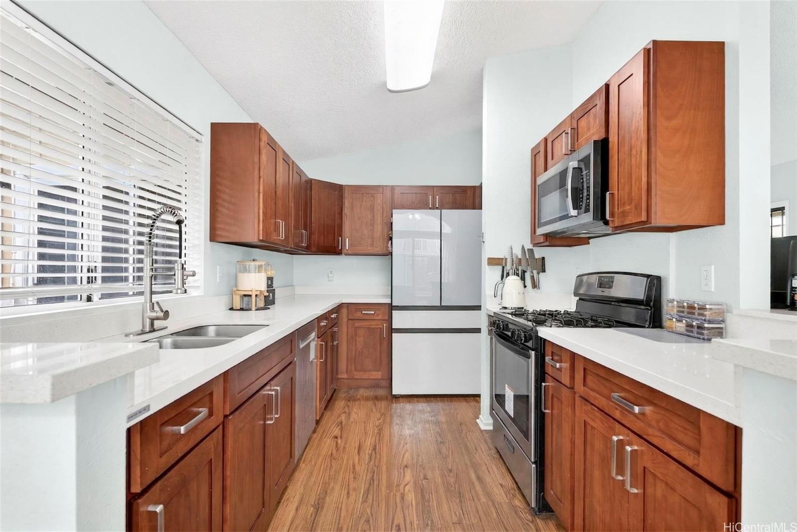 91-1205  Kamoawa Street Ewa Gen Sun Terra On The Park, Ewaplain home - photo 8 of 25