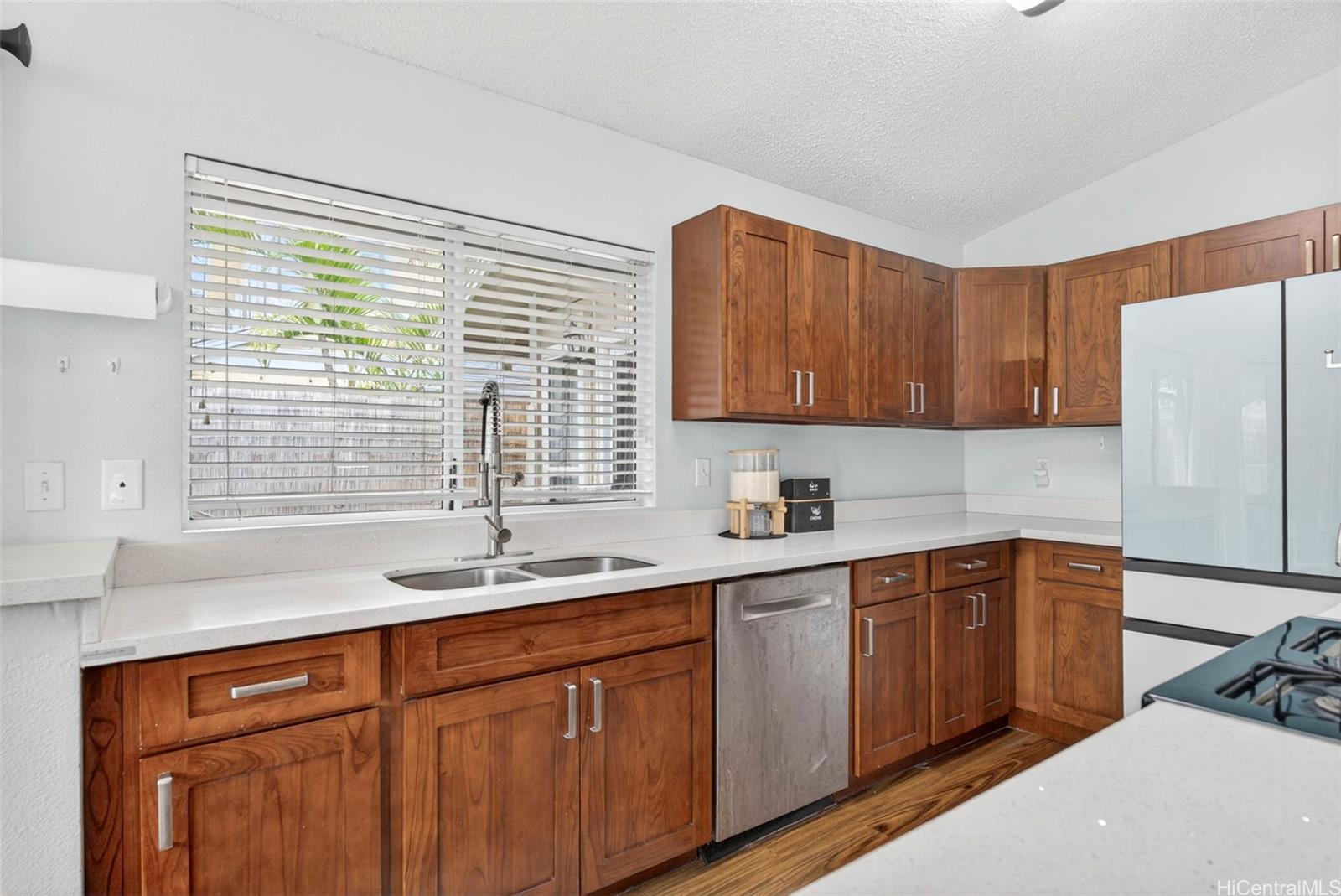 91-1205  Kamoawa Street Ewa Gen Sun Terra On The Park, Ewaplain home - photo 9 of 25