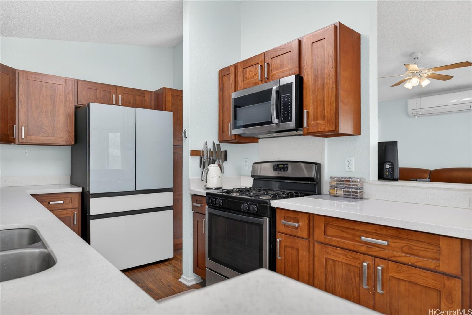 91-1205  Kamoawa Street Ewa Gen Sun Terra On The Park, Ewaplain home - photo 10 of 25