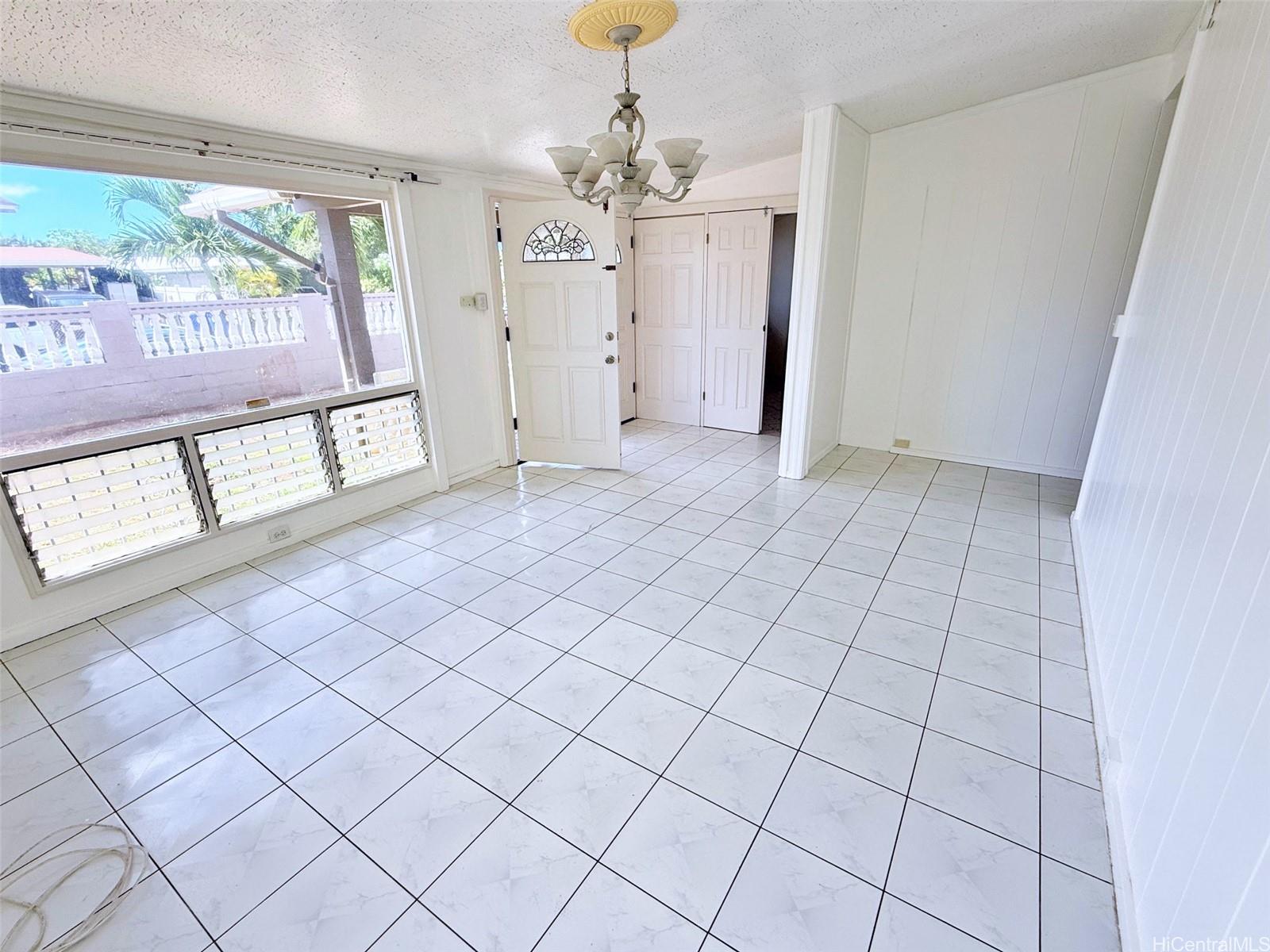 91-1206  Hanaloa Street Ewa Beach, Ewaplain home - photo 2 of 23