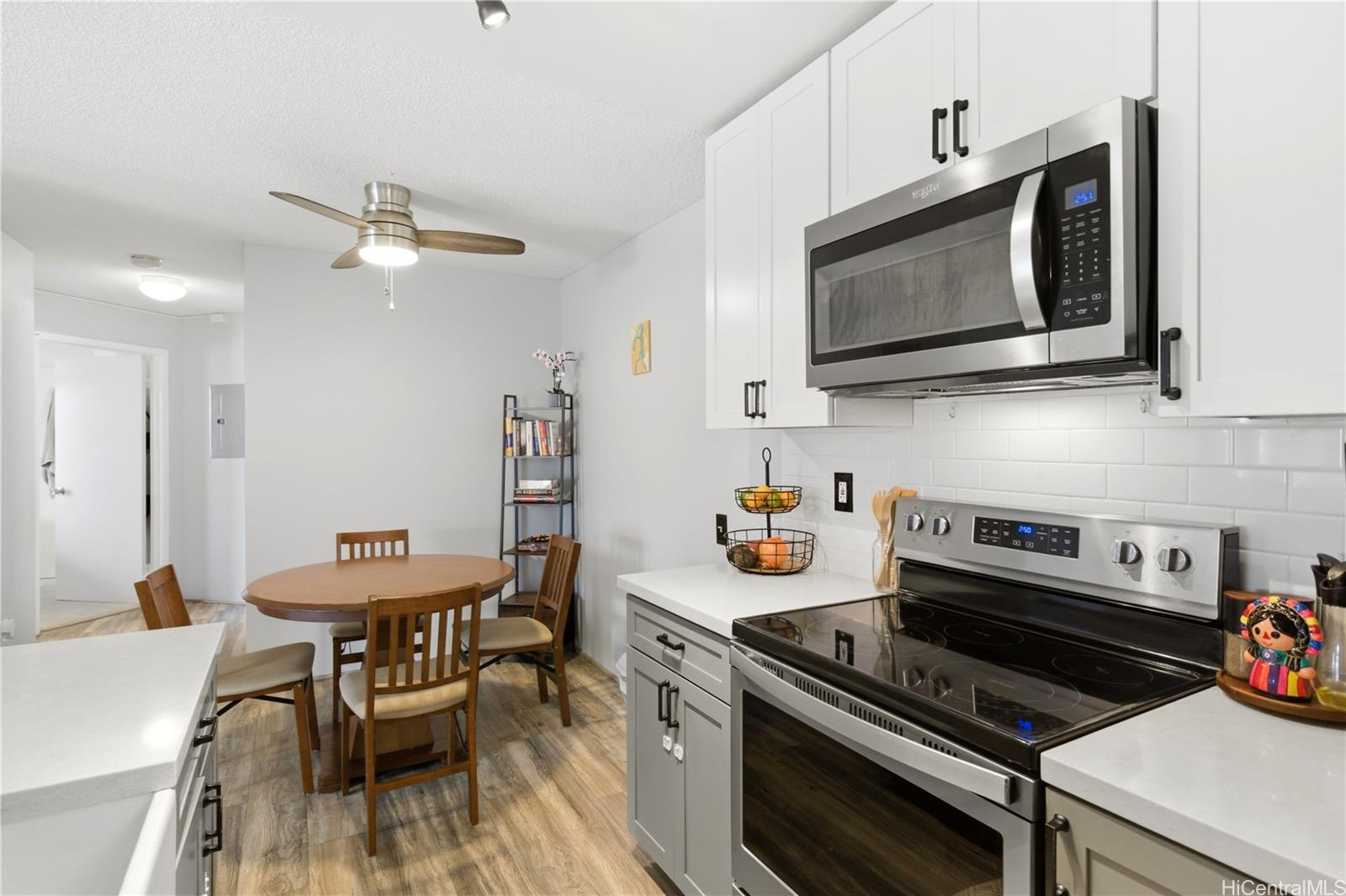 Coronado B condo # 6J, Ewa Beach, Hawaii - photo 7 of 22