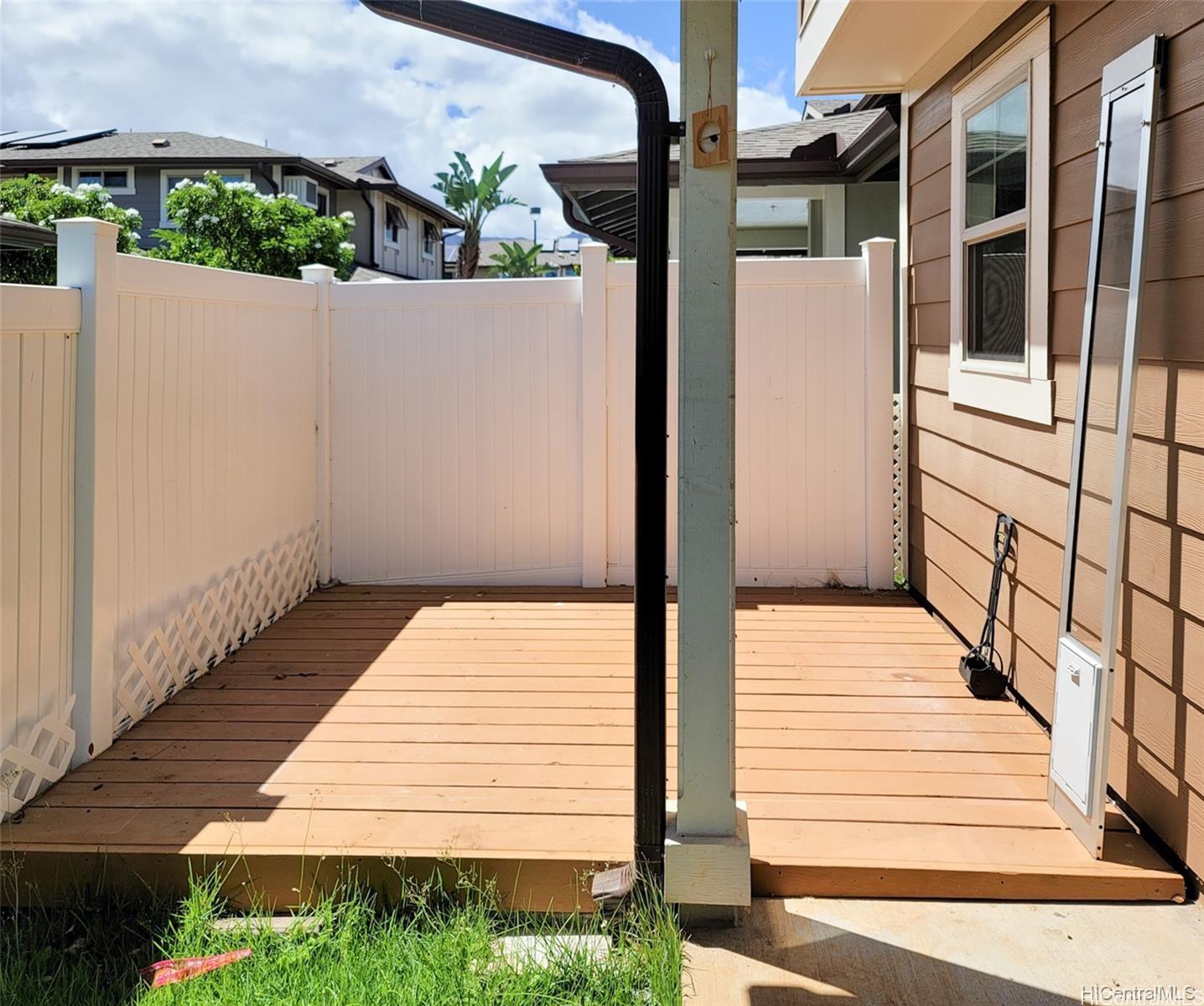 VOK townhouse # 1306, Kapolei, Hawaii - photo 17 of 18