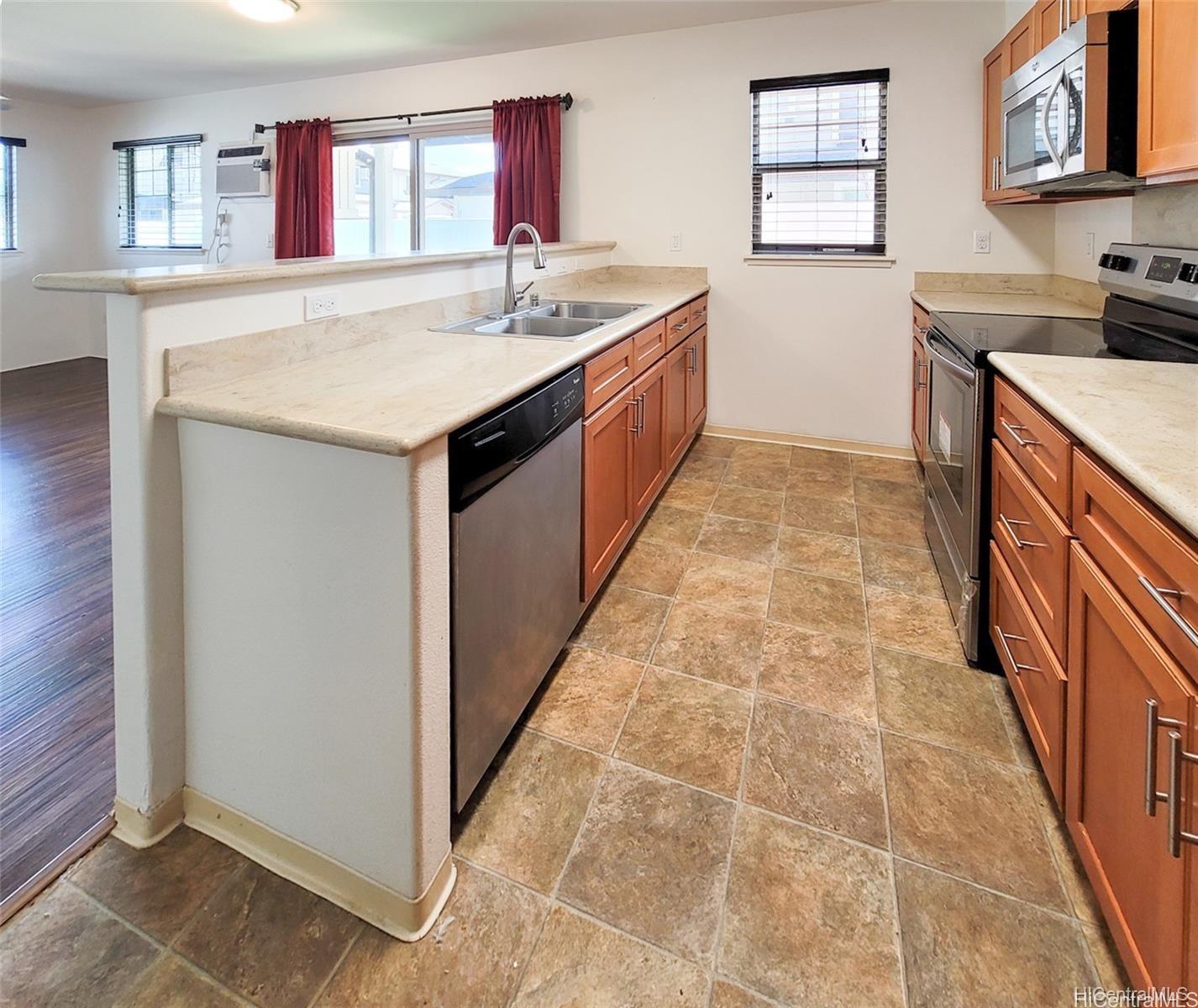 VOK townhouse # 1306, Kapolei, Hawaii - photo 7 of 18