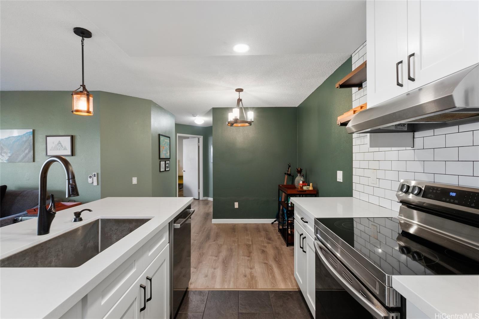 Ewa By Gentry CA townhouse # 8A, Ewa Beach, Hawaii - photo 4 of 21