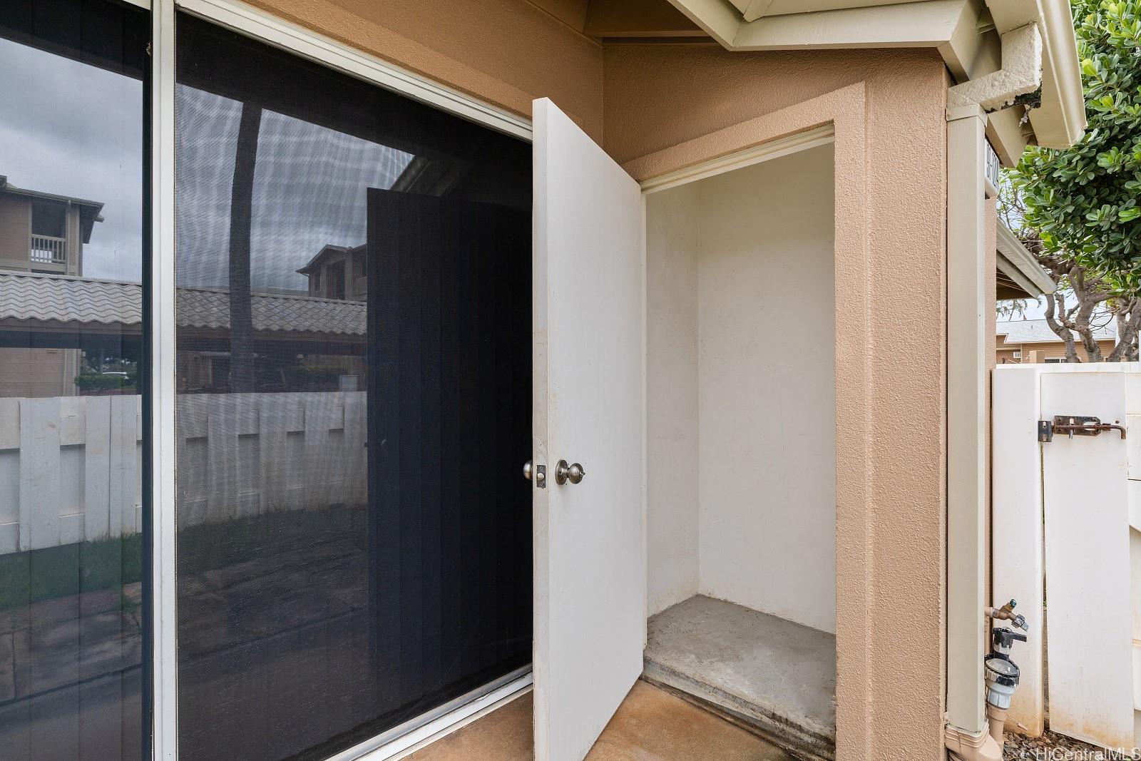 Ewa by Gentry townhouse # 11F, Ewa Beach, Hawaii - photo 4 of 24