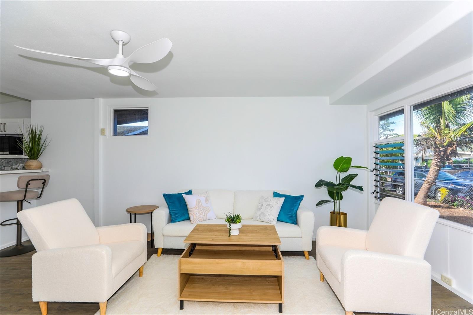 91-1215  Hanaloa Street Ewa Beach, Ewaplain home - photo 3 of 25