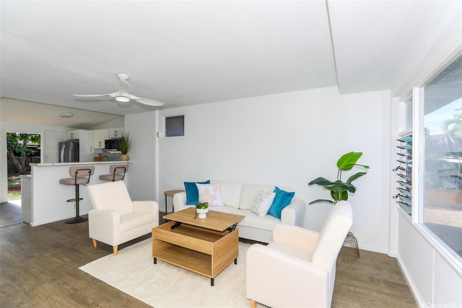 91-1215  Hanaloa Street Ewa Beach, Ewaplain home - photo 4 of 25