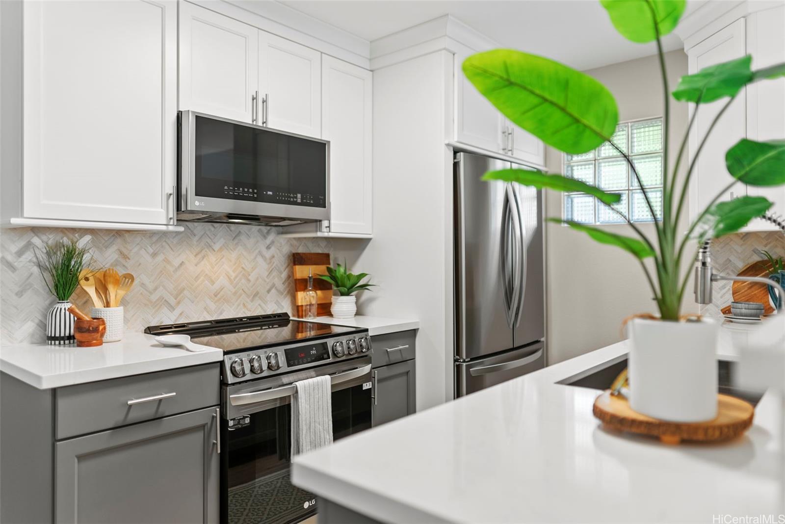 Coronado C condo # 13B, Ewa Beach, Hawaii - photo 6 of 21