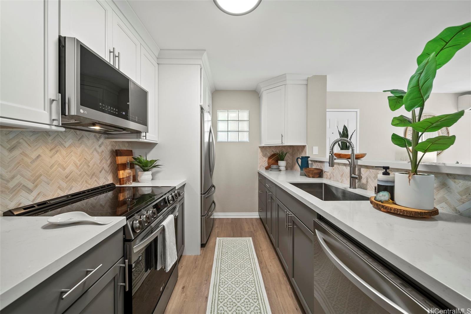 Coronado C condo # 13B, Ewa Beach, Hawaii - photo 7 of 21