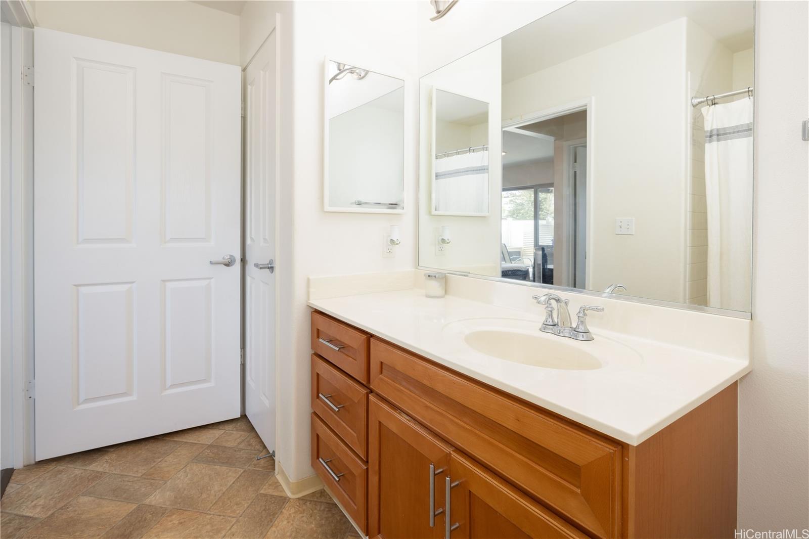 Villages of Kapolei townhouse # 302, Kapolei, Hawaii - photo 19 of 25