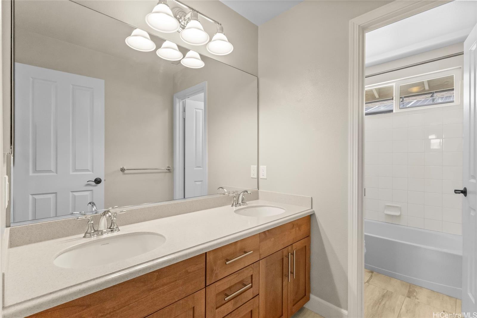 91-1228  Kaikohola Street Hoakalei-kipuka, Ewaplain home - photo 19 of 25