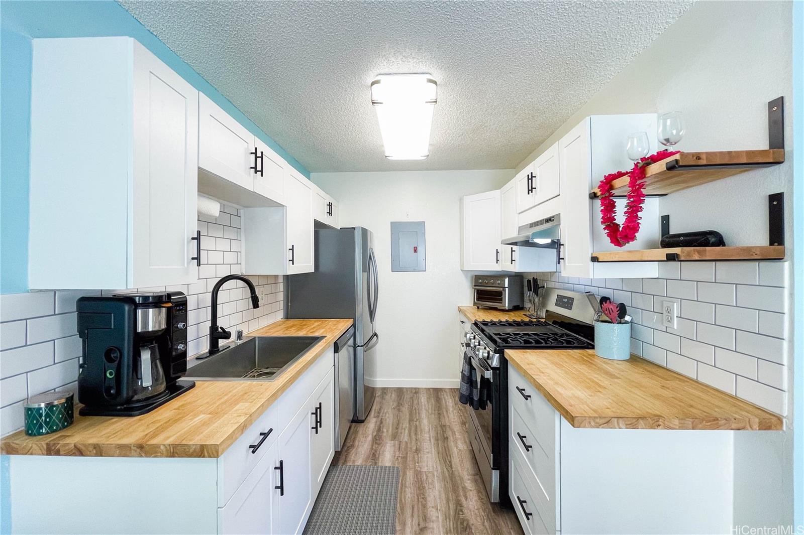 Ewa by Gentry Community Association townhouse # 25C, Ewa Beach, Hawaii - photo 3 of 25