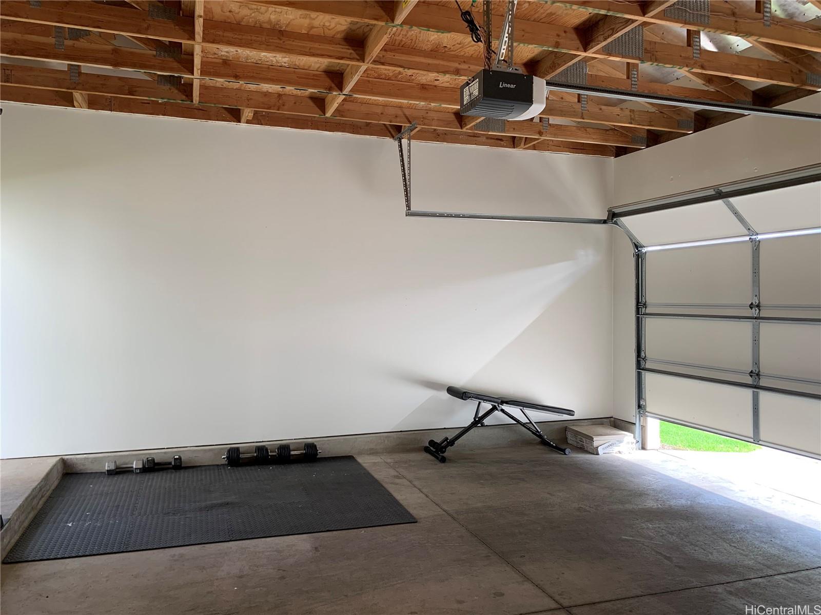 91-1243 Kaikohola St Ewa Beach - Rental - photo 19 of 21