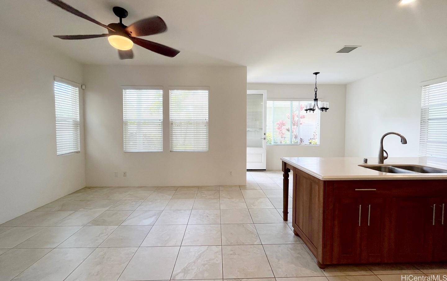 91-1243 Kaikohola St Ewa Beach - Rental - photo 5 of 21