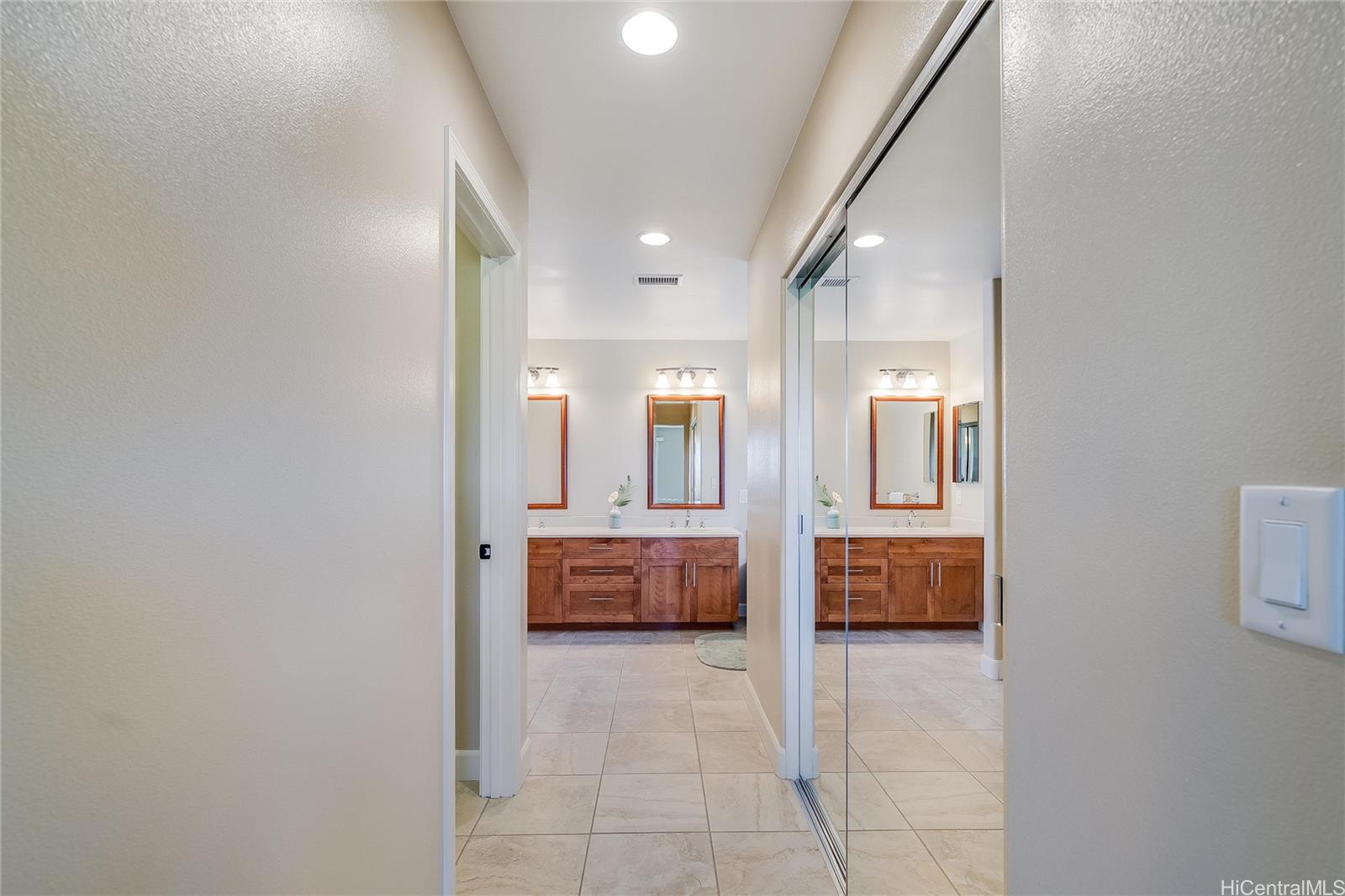 91-1252  Kaikohola Street Hoakalei-kipuka, Ewaplain home - photo 13 of 25