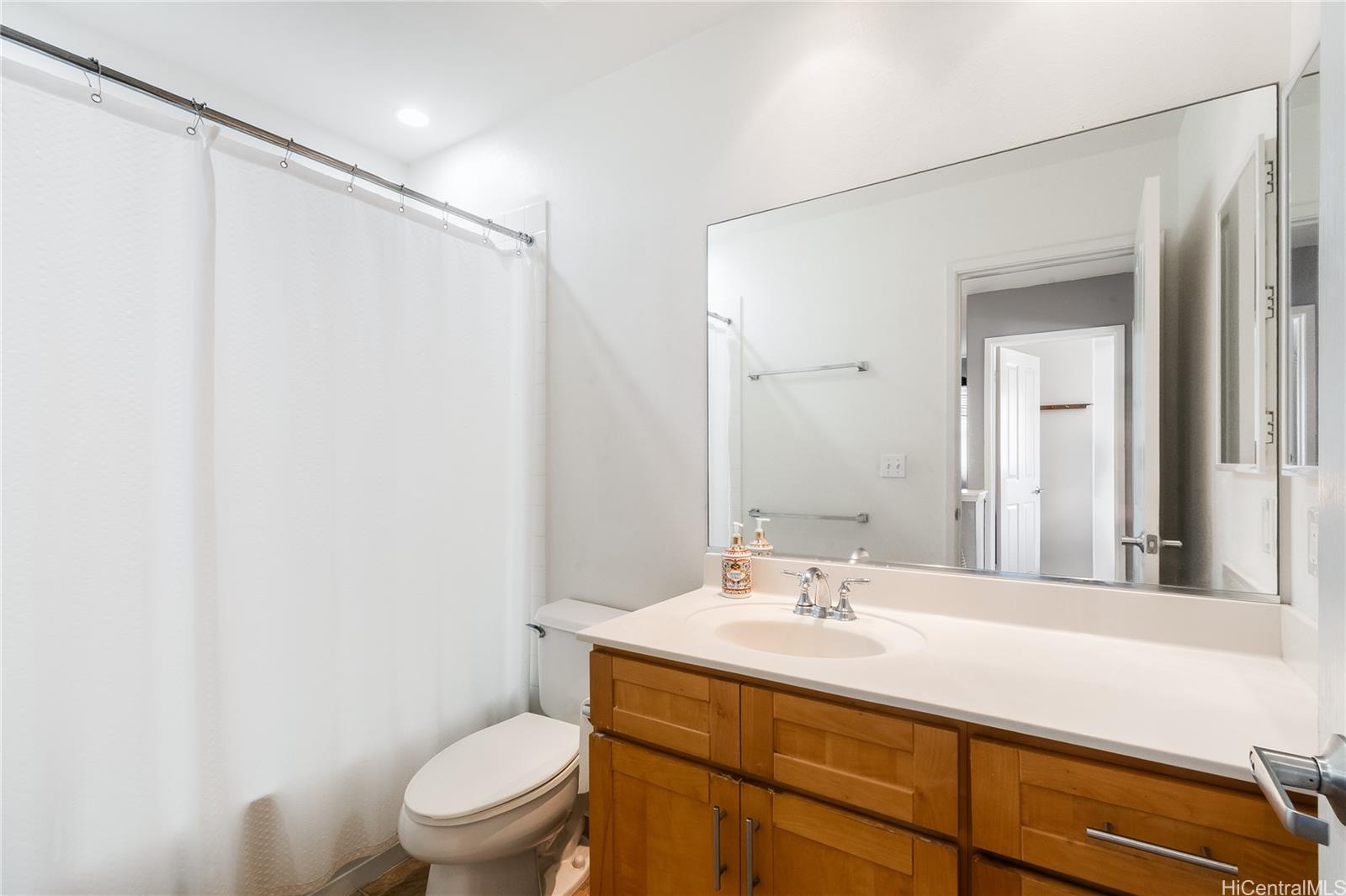 Villages of Kapolei townhouse # 107, Kapolei, Hawaii - photo 15 of 23