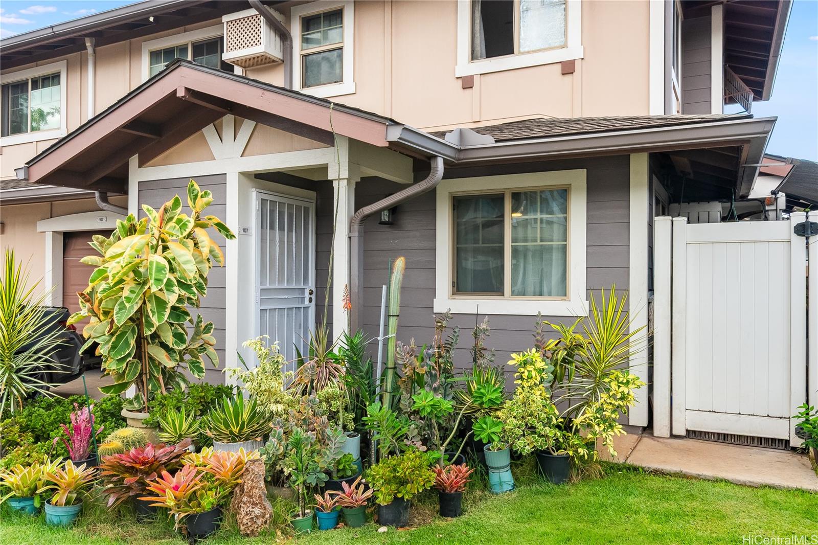 Villages of Kapolei townhouse # 107, Kapolei, Hawaii - photo 17 of 23