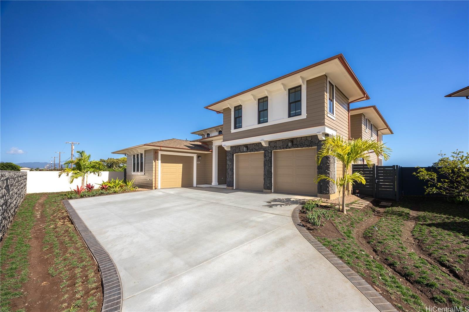 91-1299  Halili Street Hoakalei-kuapapa, Ewaplain home - photo 2 of 25