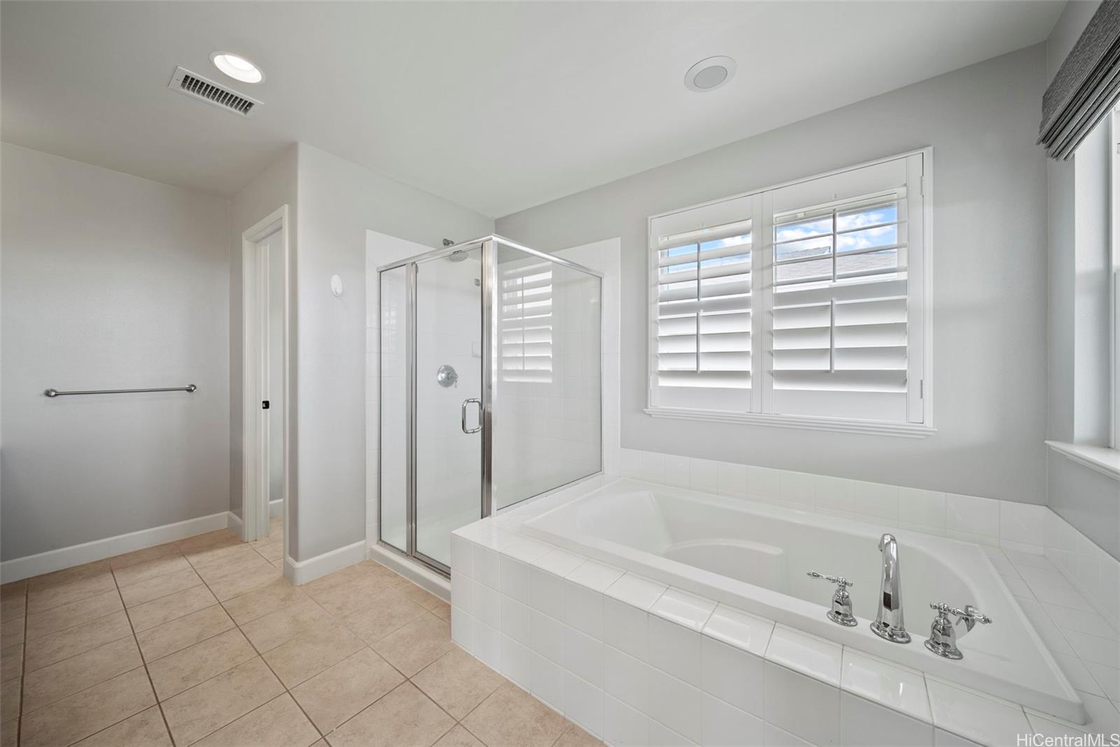 91-1304  Kaikohola Street Hoakalei-kipuka, Ewaplain home - photo 18 of 25