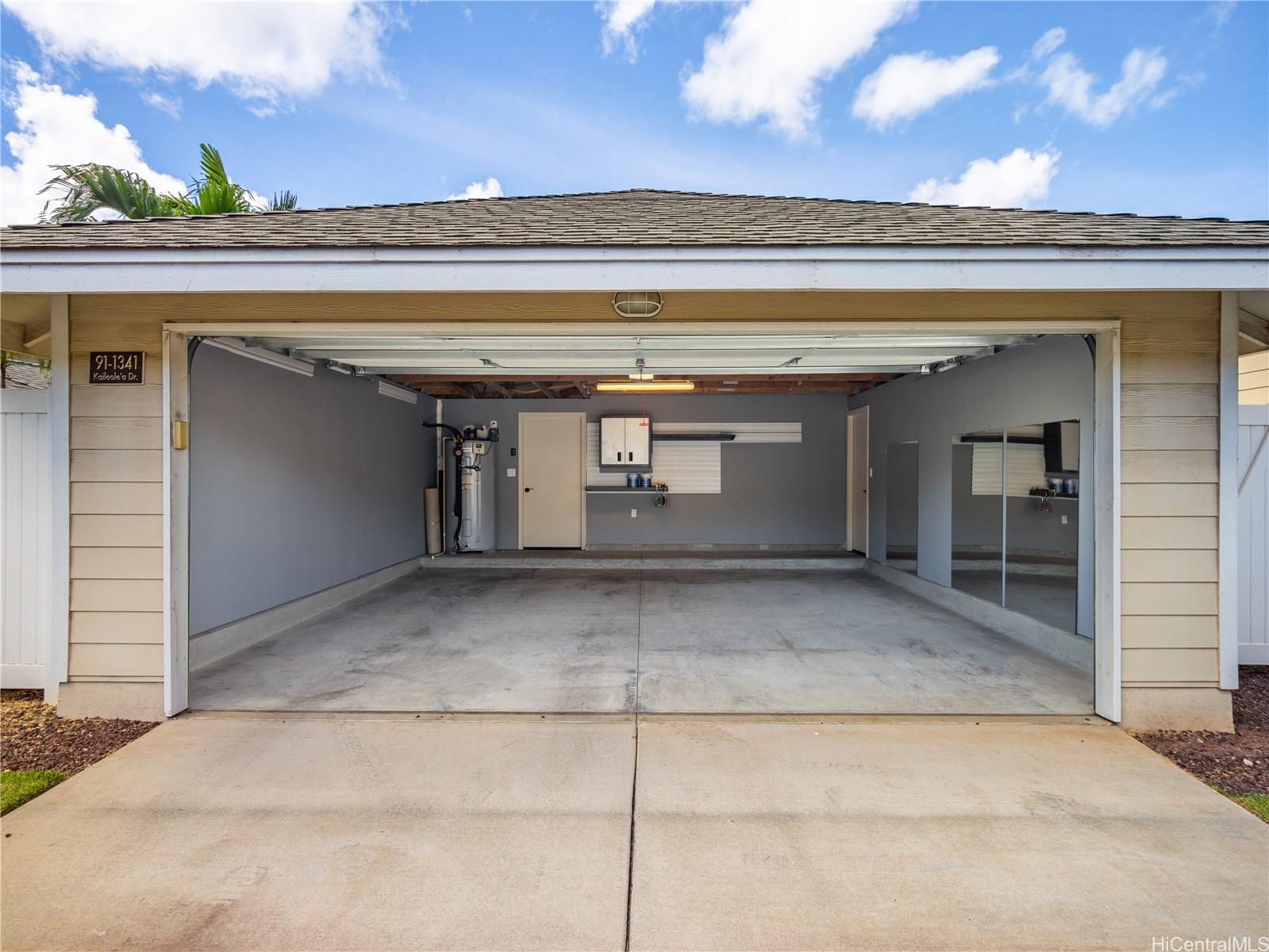 91-1341  Kaileolea Drive Hoakalei-kuapapa, Ewaplain home - photo 22 of 25