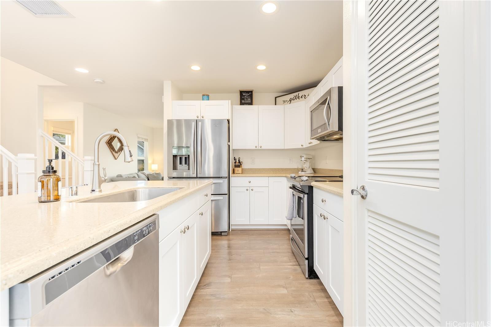 91-1383  Kaileolea Drive Hoakalei-kuapapa, Ewaplain home - photo 11 of 24