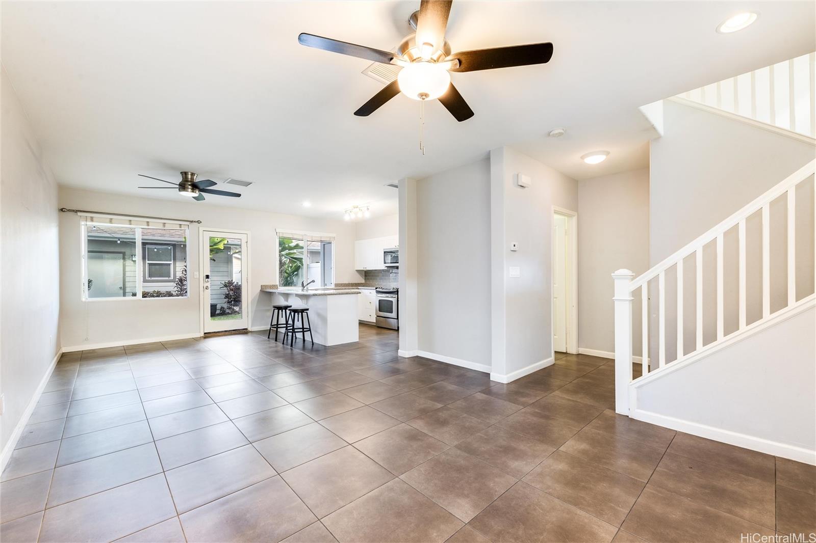 91-1383 Kaiokia St Ewa Beach - Rental - photo 4 of 25