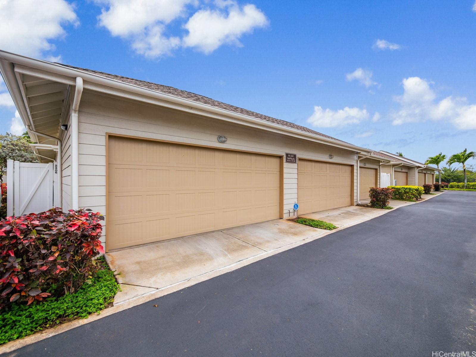 Ka Makana townhouse # 2406, Ewa Beach, Hawaii - photo 21 of 25