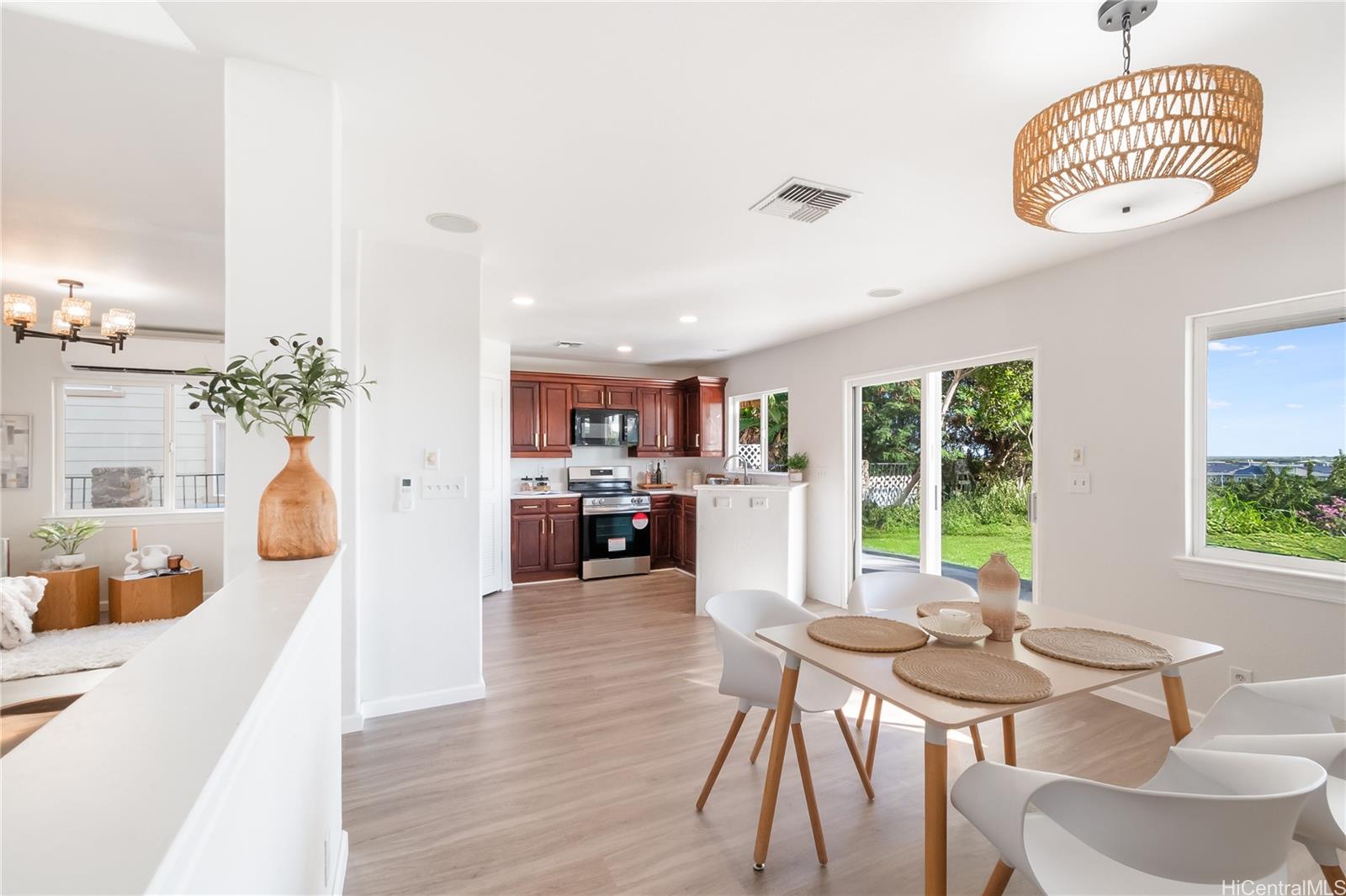 91-1389  Wahane Street Kapolei Knolls, Ewaplain home - photo 7 of 25