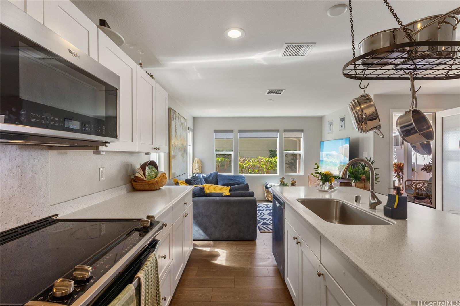 91-1399  Kaileolea Drive Hoakalei-kuapapa, Ewaplain home - photo 5 of 24