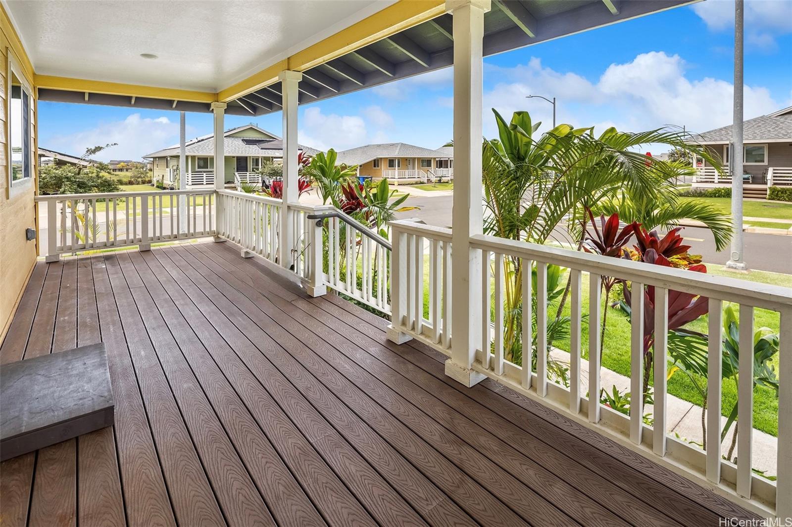 91-1413  Kaahaaha St Hoopili-hooulu, Ewaplain home - photo 2 of 20