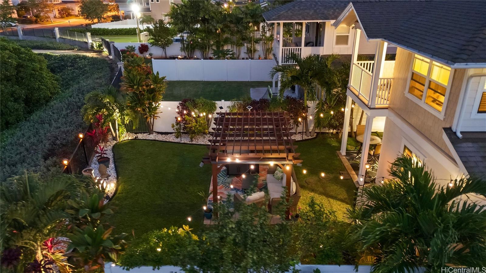 91-1422  Kaileolea Drive Hoakalei-kuapapa, Ewaplain home - photo 2 of 25