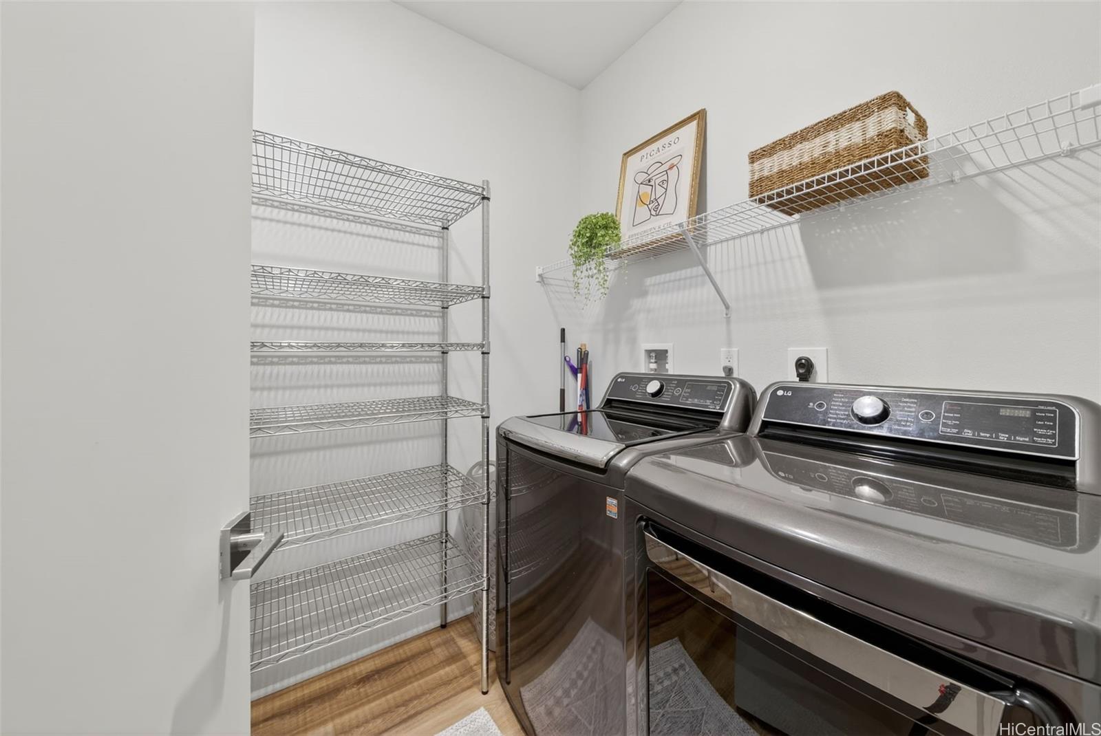 91-1437  Kapeku Street Hoopili-kanalani, Ewaplain home - photo 12 of 25