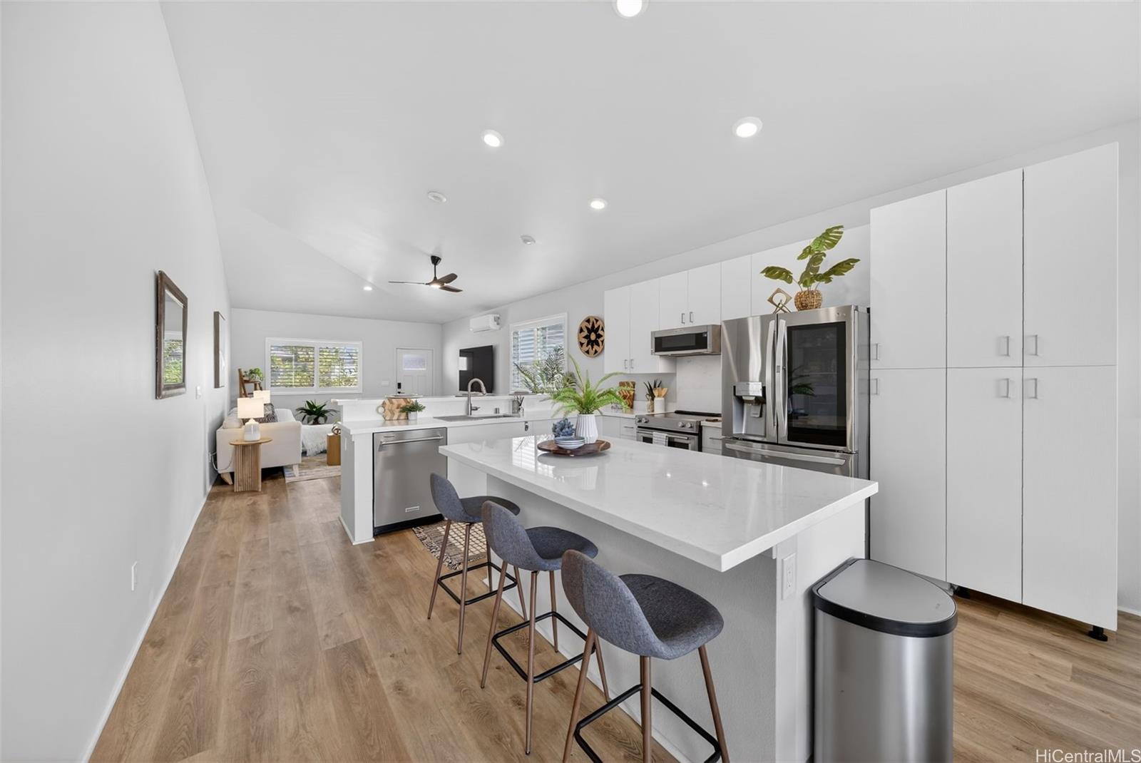 91-1437  Kapeku Street Hoopili-kanalani, Ewaplain home - photo 6 of 25