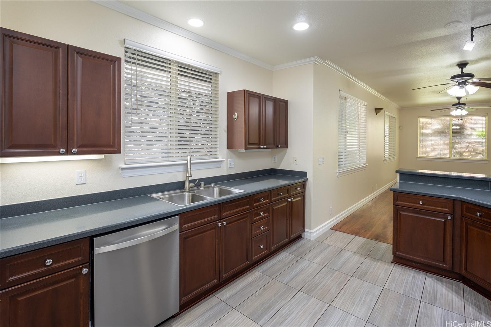 91-1468  Wahane Street Kapolei Knolls, Ewaplain home - photo 8 of 24