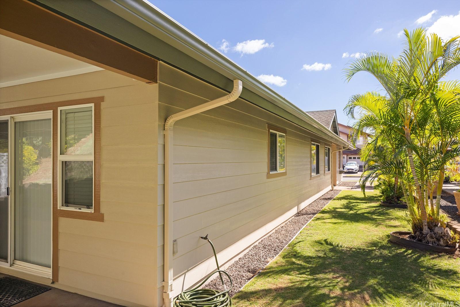 91-1494  Halahua Street Kapolei Knolls, Ewaplain home - photo 21 of 25