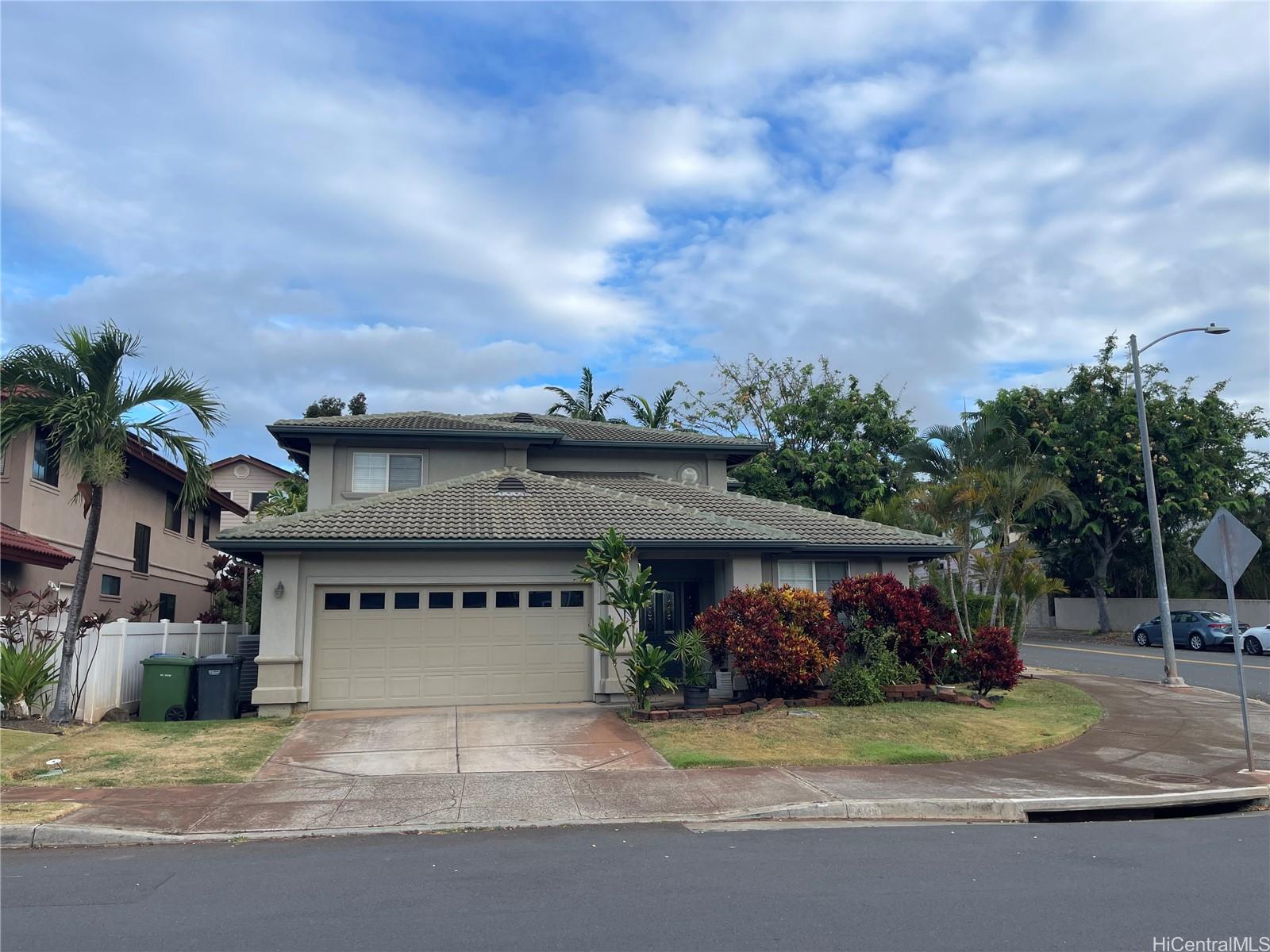 91-1496  Wahane Street Kapolei Knolls, Ewaplain home - photo 2 of 10