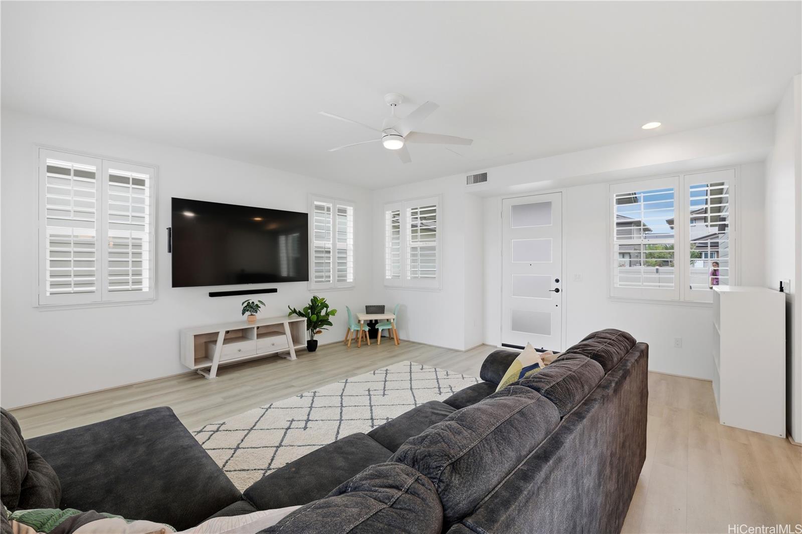 91-1517  Hoikau Street Ewa Gen Makamae, Ewaplain home - photo 4 of 25