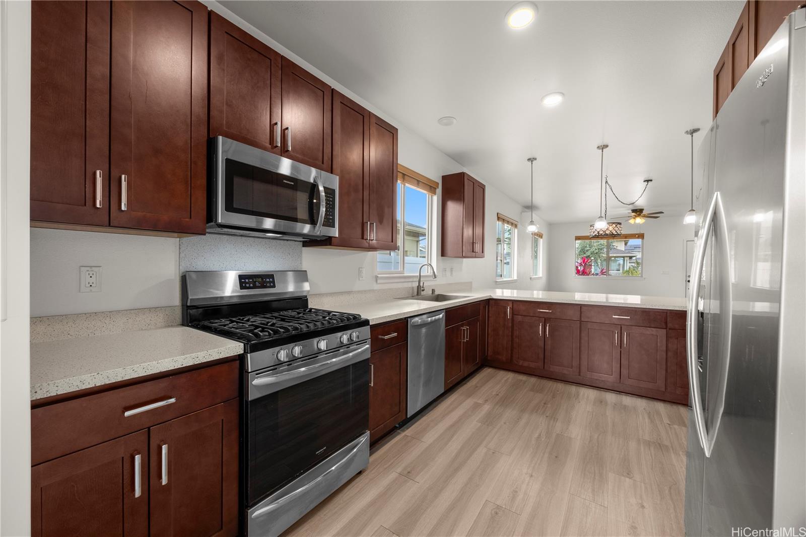 91-1521  Laauala Street Hoopili-iliahi, Ewaplain home - photo 8 of 25