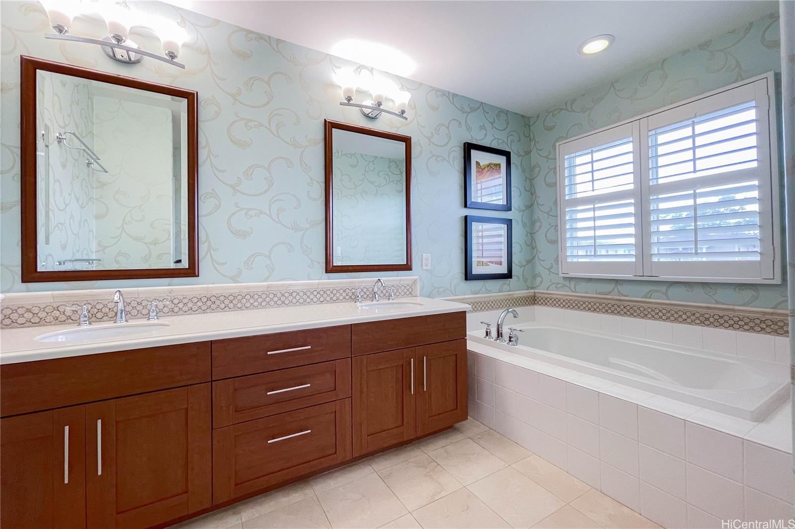 91-1526  Kaikohola Street Hoakalei-kipuka, Ewaplain home - photo 12 of 25