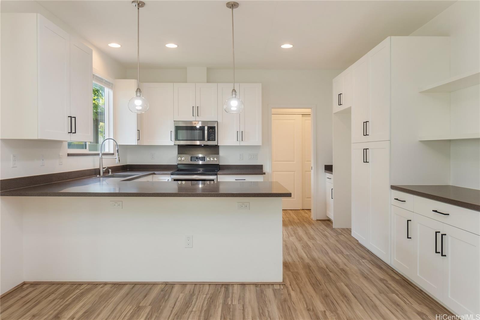 91-1526  Milimili Street Ewa Gen Makamae, Ewaplain home - photo 7 of 25