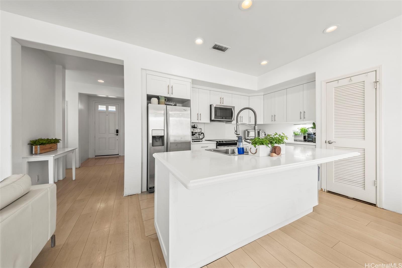 91-1531  Kaikohola Street Hoakalei-kipuka, Ewaplain home - photo 2 of 25