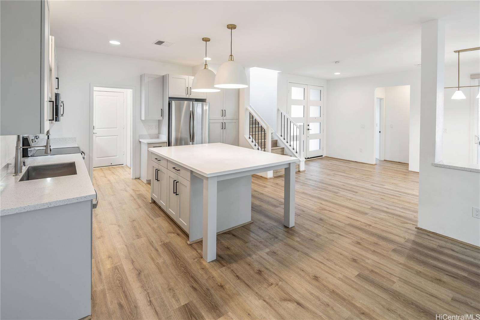 91-1554  Milimili Street Ewa Gen Makamae, Ewaplain home - photo 5 of 20