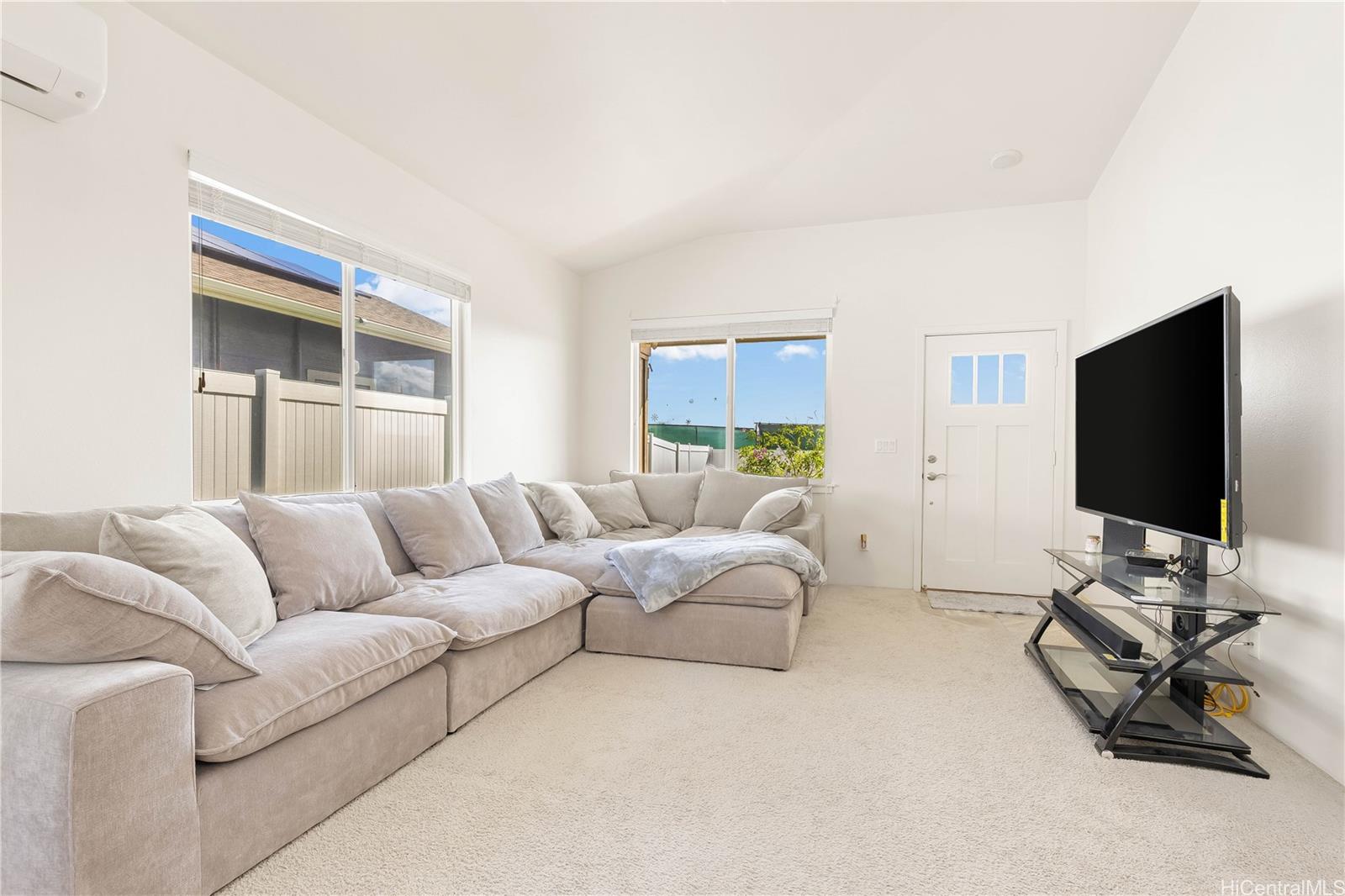 91-1590  Ilikana Street Hoopili-haakea, Ewaplain home - photo 2 of 24