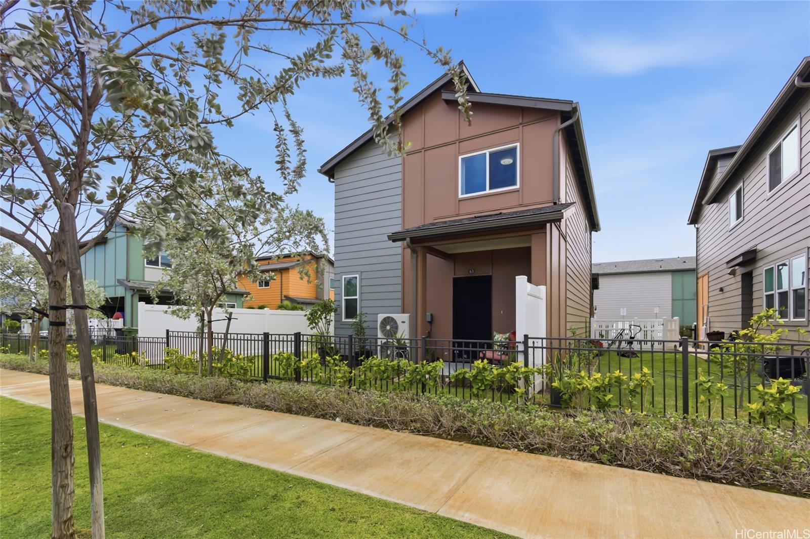 91-1640  Honouliuli Street Hoopili-mamaka, Ewaplain home - photo 2 of 23