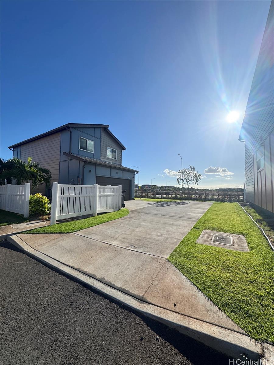 91-1640 Honouliuli St Ewa Beach - Rental - photo 2 of 18