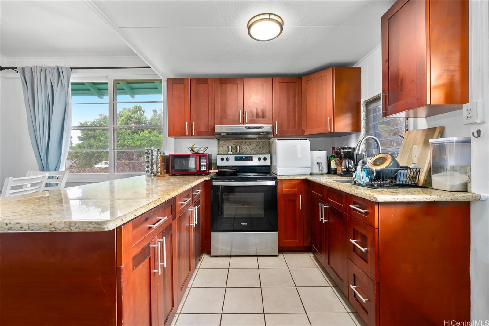 91-1699  Bond St Ewa Villages, Ewaplain home - photo 10 of 24