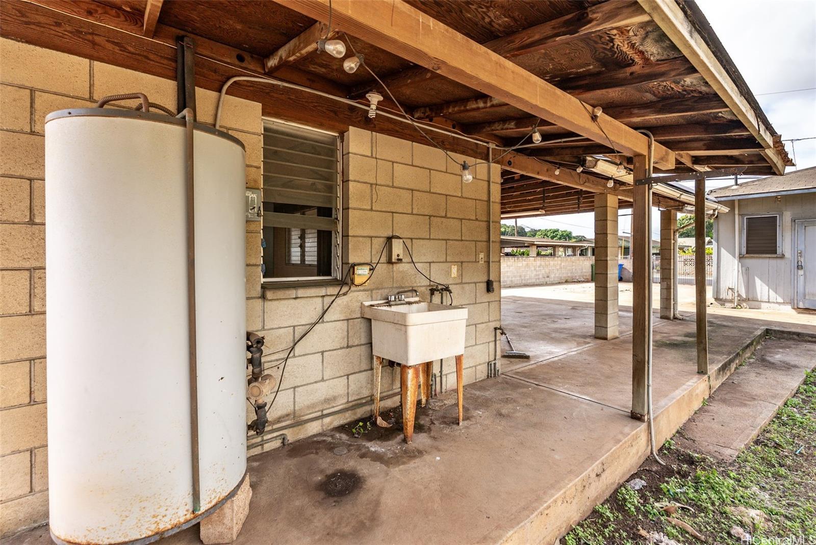 91-1706  Kikoo Street Ewa Villages, Ewaplain home - photo 16 of 25