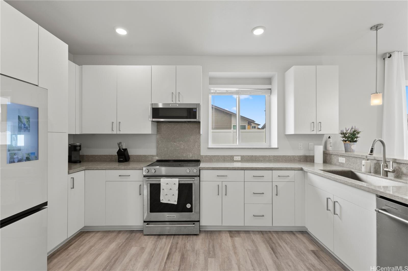 91-1762  Mee Street Hoopili-ikena, Ewaplain home - photo 5 of 25